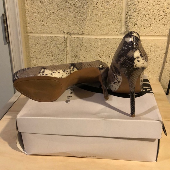 Heels - Picture 3 of 4